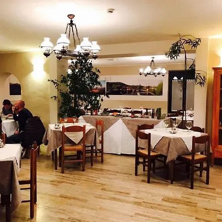 Hotel Ristorante La Grotta Ξενοδοχείο 3*